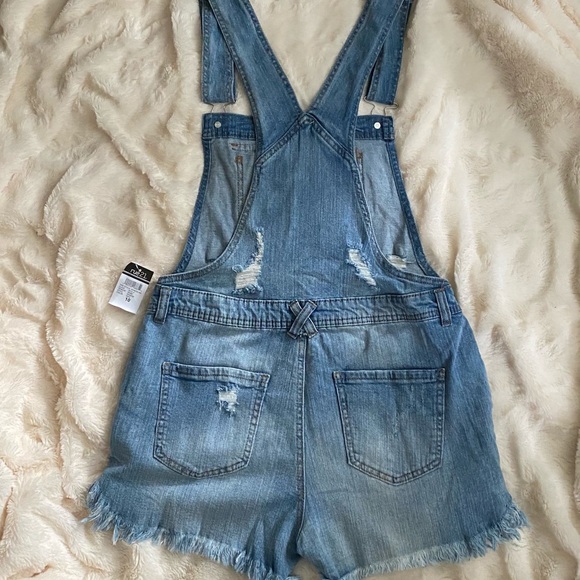 Jean • Denim • Shortalls • Short Overalls • Rue 21 • NWT • - Picture 2 of 5